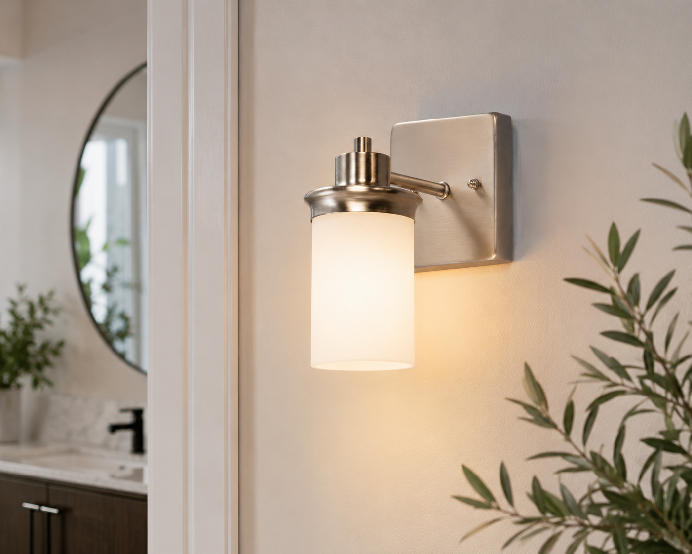 L/CEN 1-Light Wall Lamp – Satin Nickel Finish – 05366-4